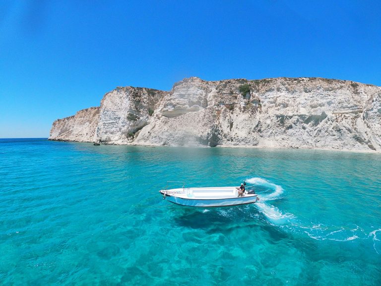 Discover Crete with Apollo.se: An Island Adventure Awaits You!
