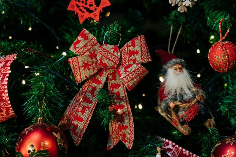 Ideas for Christmas decorations at home!